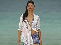 Deepika Padukone Bikini In Housefull