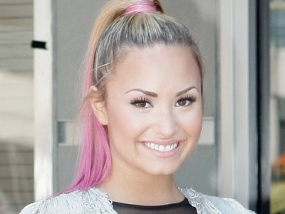 Demi Lovato Eyebrows October 2012