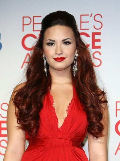 Demi Lovato Hairstyles Short