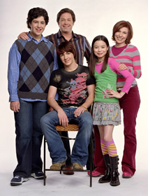 Drake Bell And Miranda Cosgrove