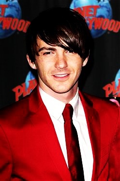 Drake Bell And Miranda Cosgrove Related