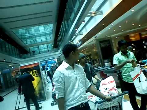 Dubai Airport Duty Free Gold Shops
