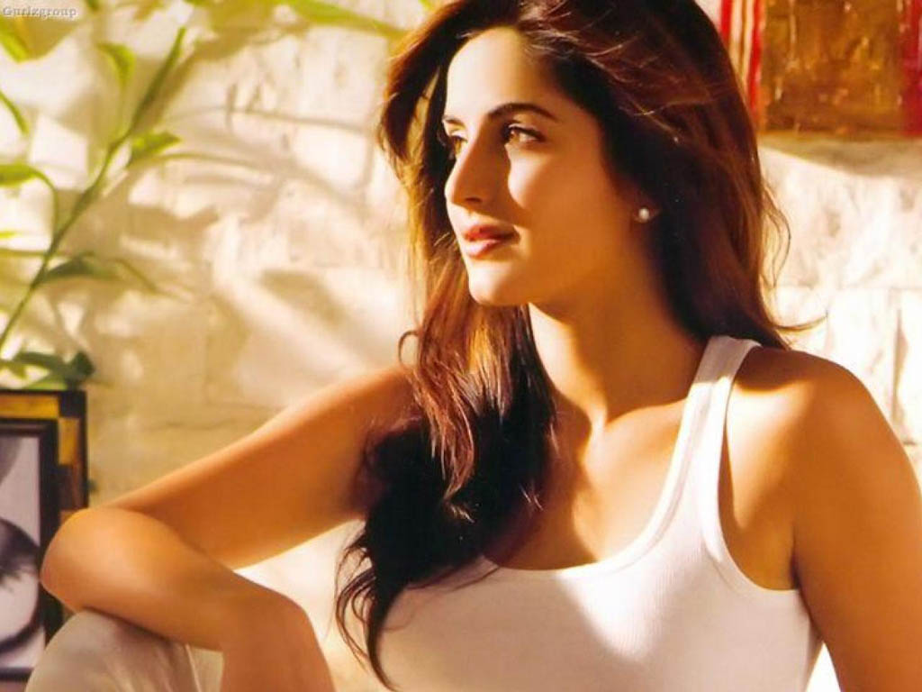 Katrina Kaif Desktop Wallpaper Full Size