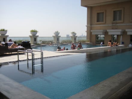 Pullman Dubai Mall Of The Emirates Hotel Reviews