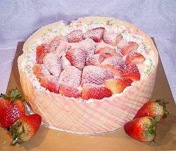 Strawberry Vanilla Cake